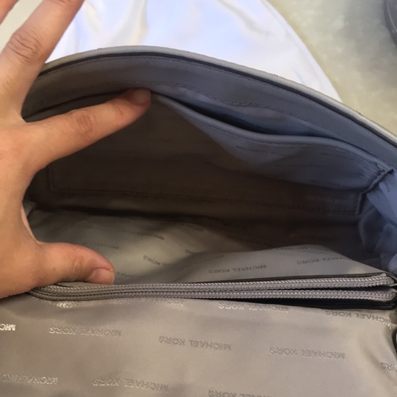 ‼️SALE Like NEW Michael Kors crossbody/shoulder chain bag - Picture 8 of 15